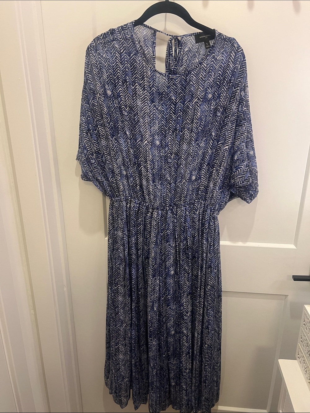 Banana Republic Navy Chevron Midi Dress